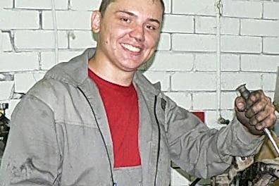 Артем Радаев автомеханик в санрено