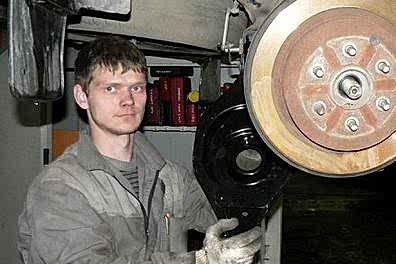 Проведение ремонта тормозной системы