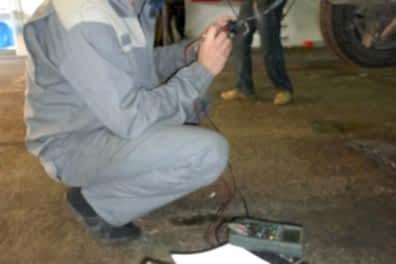 Прикрепляем парковочной радар в российскую машину