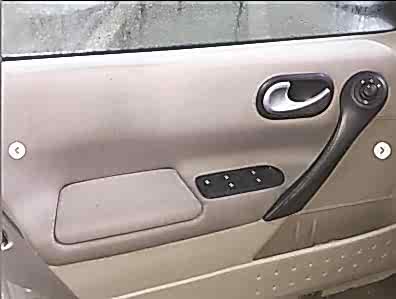 Покраска двери в санрено