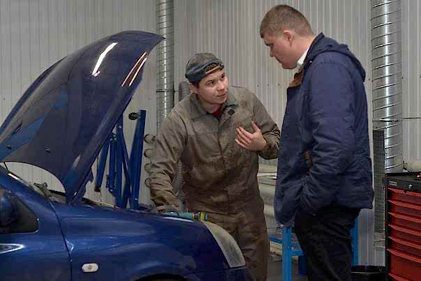 ремонт кожи автомобиля