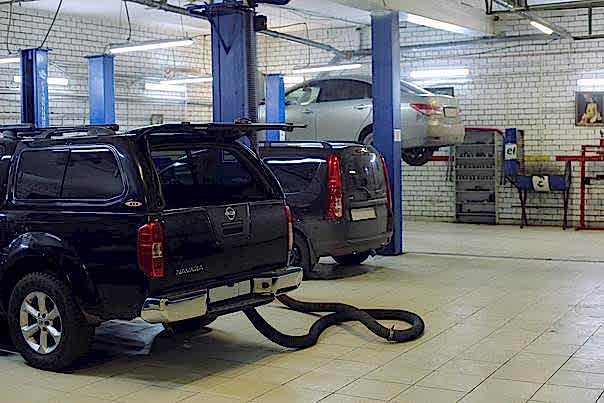 Клиент приехал поменять свечи bosch