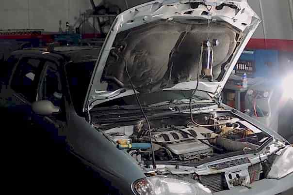 Процесс проверки сальника перед сменой