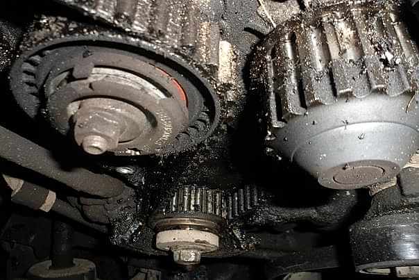 изношенный ремень грм