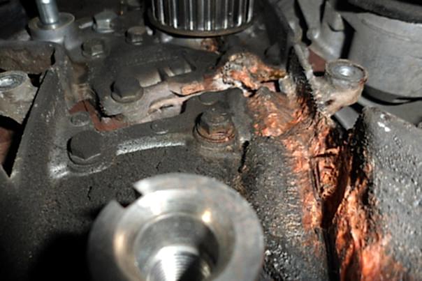 водяной насос с дефектом
