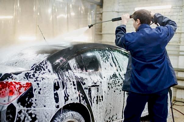 мойка авто перед поклейкой пленки
