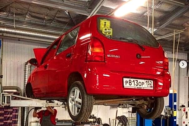 процесс замены задней опоры