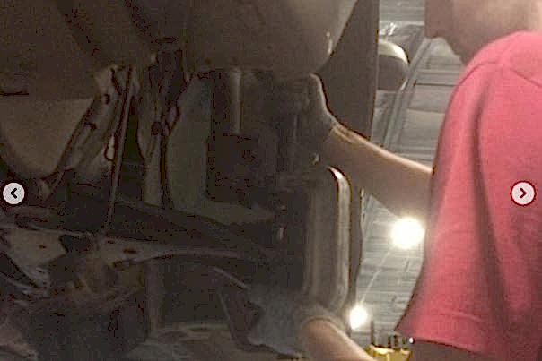 установка нового заднего крыла